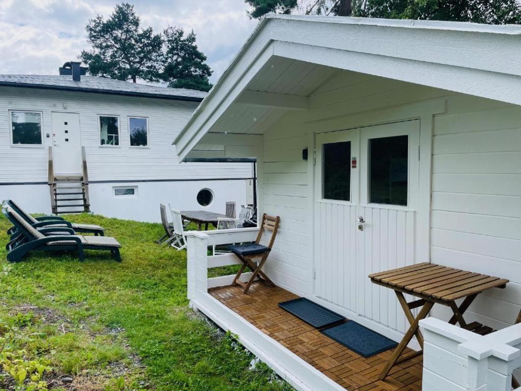Nice Apartment With1 Bedroom Separate Living Room With A Sofa Bed And A Tiny Kitchen A Bathroom Located In Nordstrand Near By The Sea For 3 Guests With A Garden And Grill 5 Extra Guests With Extra Cost In The Cabin With Sea View Just Outside The Apar Oslo Exteriér fotografie